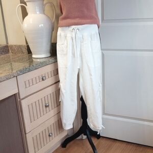Women's White Cargo Capris With Drawstring Detailing Size S